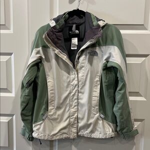 North Face Olive and Cream Outdoor Jacket with several pockets Sz S/P